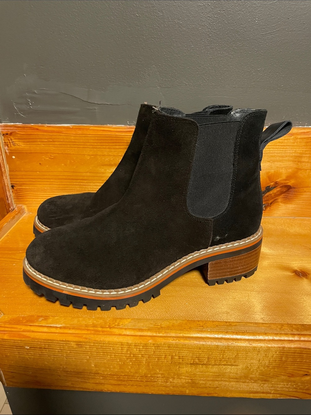 Women's Black Suede Chelsea Lug Boot - Sleek Everyday Style Made in Spain